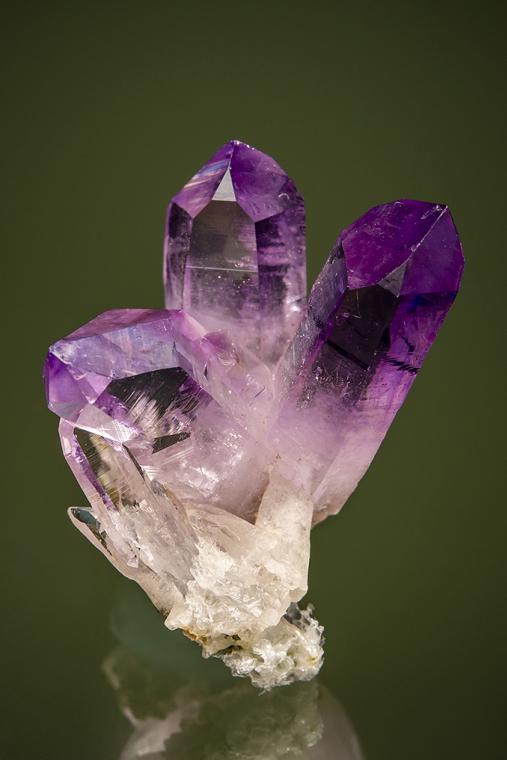 QUARTZ var. Amethyst